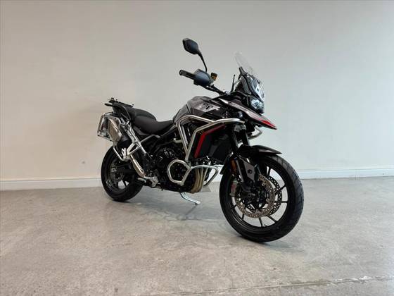 TRIUMPH TIGER 900 GT PRO TRIUMPH TIGER 900 GT PRO